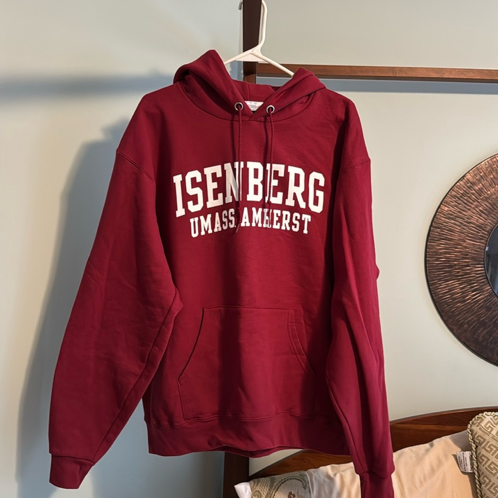 UMass Amherst Isenberg maroon hoodie, size mens L